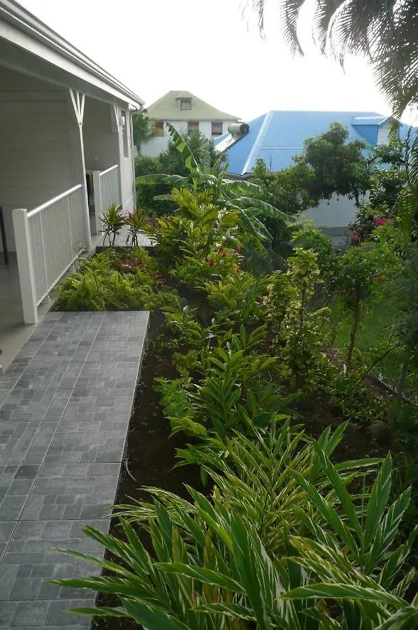 Ferienhaus Douceurs Caraibes, Gite Papaye. Bouillante
