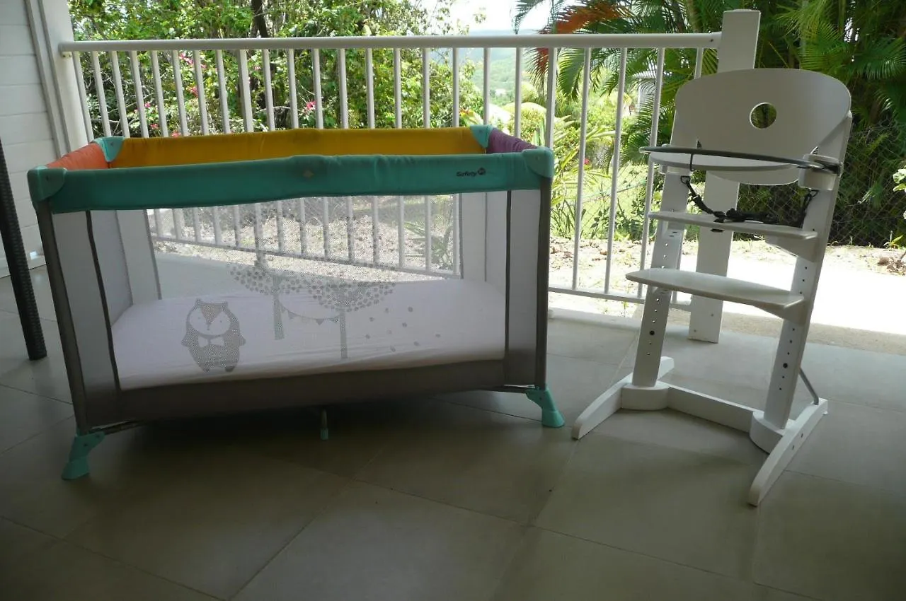 Douceurs Caraibes, Gite Papaye. Bouillante 0*,  Guadeloupe